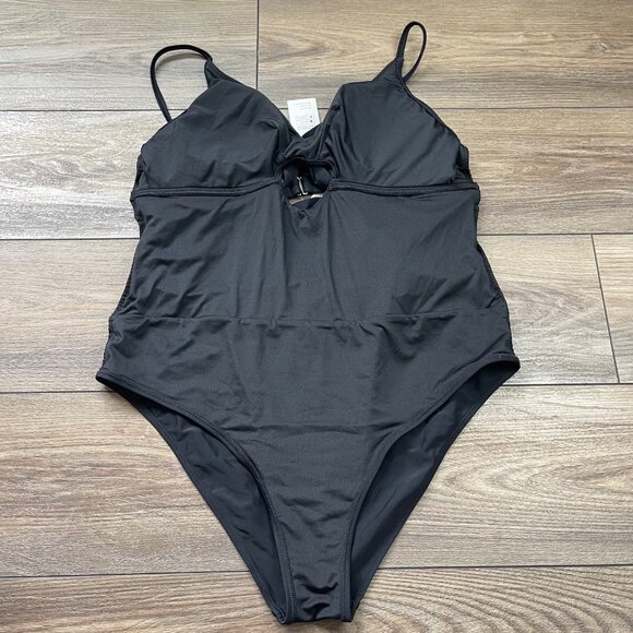 Cupshe Timeless Black Ruched One-Piece Swimsuit Womens Size XL Cut Out Front NEW - Picture 10 of 10